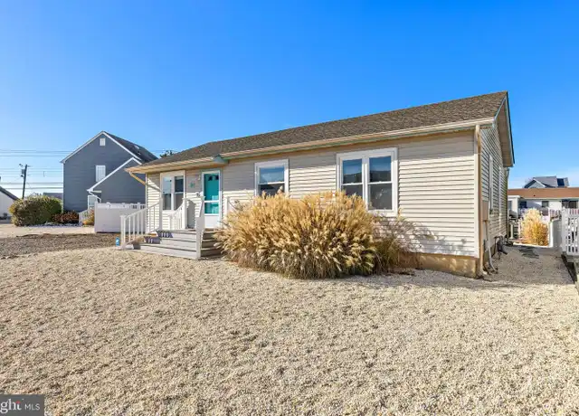 Property at 14 Clara Dr, Manahawkin, NJ, 08050, 3 beds, 1.5 baths, [object Object]