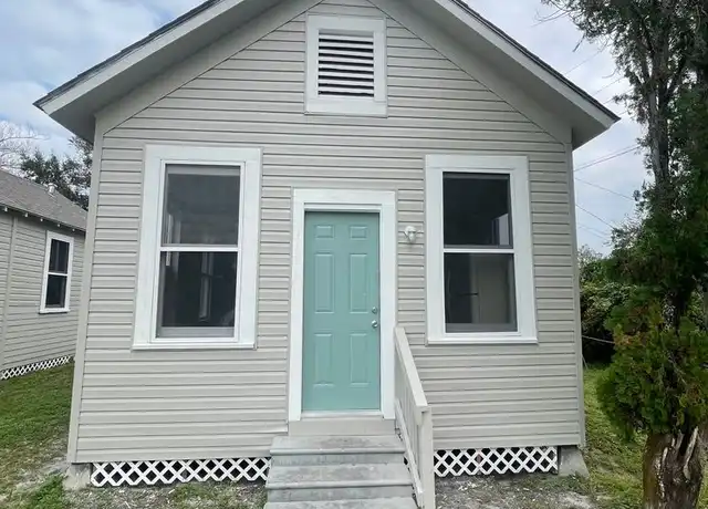 Property at 2212 32nd Ave E Unit E4, Bradenton, FL, 34208, 1 bed, 1 bath, [object Object]