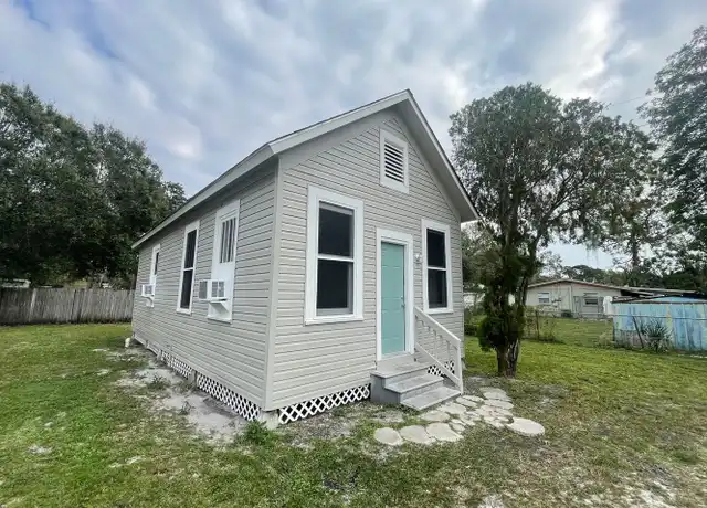 Property at 2212 32nd Ave E Unit E4, Bradenton, FL, 34208, 1 bed, 1 bath, [object Object]
