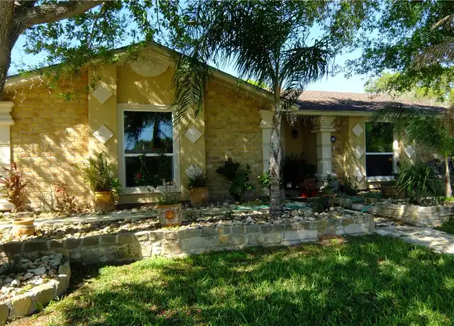 Property at 10526 Sundown Dr, Corpus Christi, TX, 78410, 3 beds, 2 baths, [object Object]