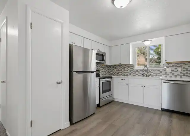 Property at 4940 W Targee St, Boise, ID, 83705, 2 beds, 1 bath, [object Object]