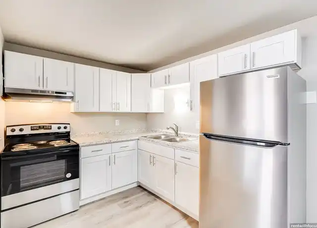 Property at Parkview Ridge - 2250 Eastman Ave, Green Bay, WI, 54302, 1-2 bed, 1 bath, [object Object]