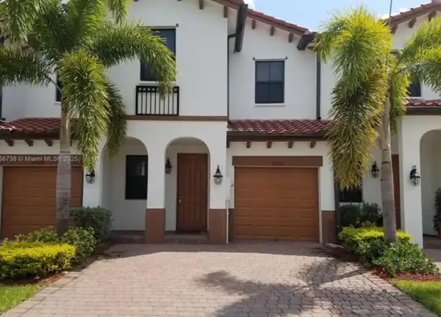 Property at 8841 NW 103rd Ave, Doral, FL, 33178, 3 beds, 3 baths, [object Object]