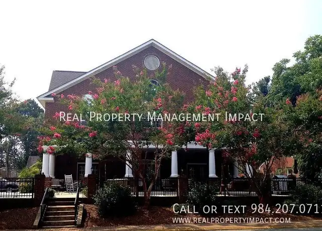 Property at 301 W Haggard Ave Unit 3, Elon, NC, 27244, 1 bed, 1 bath, [object Object]