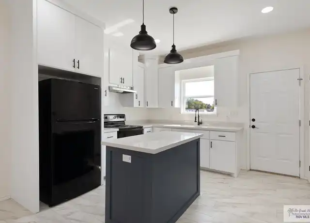 Property at 300 Cub Cir Unit 2, La Feria, TX, 78559, 2 beds, 1.5 baths, [object Object]