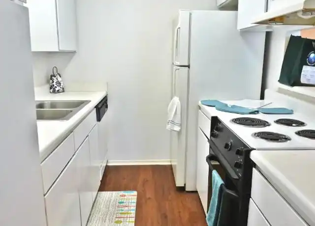Property at 5617 S May Ave, Oklahoma City, OK, 73119, 2 beds, 2 baths, [object Object]