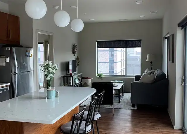 Property at Highline - 2223 Dodge St, Omaha, NE, 68102, 1-2 bed, 1-2 bath, [object Object]
