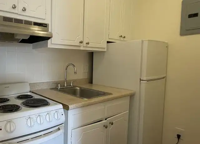 Property at 172 N Beacon St Unit 12, Brighton, MA, 02135, 1 bed, 1 bath, [object Object]