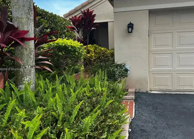 Property at 4366 Pine Ridge Ct Unit 4366, Weston, FL, 33331, 3 beds, 2 baths, [object Object]