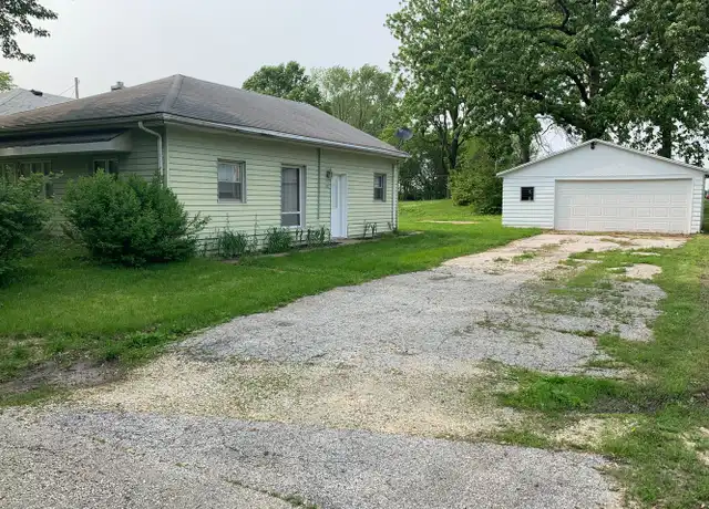 Property at 3433 Valley Dr Unit 3433, Le Claire, IA, 52753, 1 bed, 1 bath, [object Object]