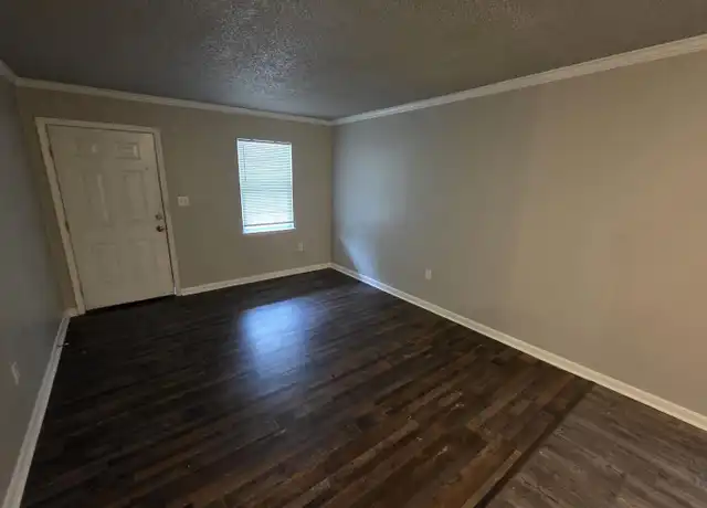 Property at 305 S Border St Unit C, Benton, AR, 72015, 2 beds, 1 bath, [object Object]