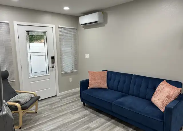 Property at 7020 Mango Ave S, Saint Petersburg, FL, 33707, 0 beds, 1 bath, [object Object]