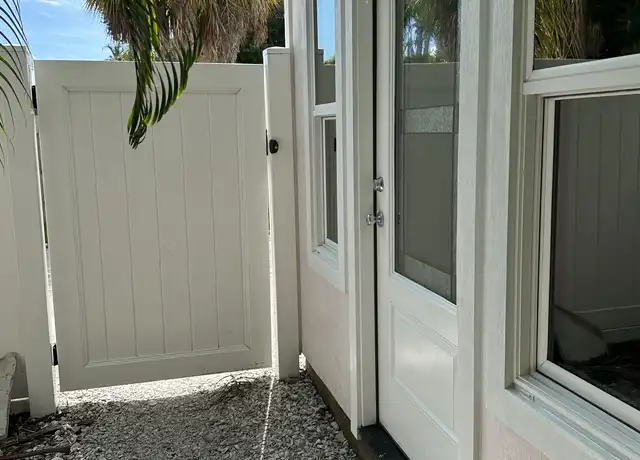 Property at 7020 Mango Ave S, Saint Petersburg, FL, 33707, 0 beds, 1 bath, [object Object]