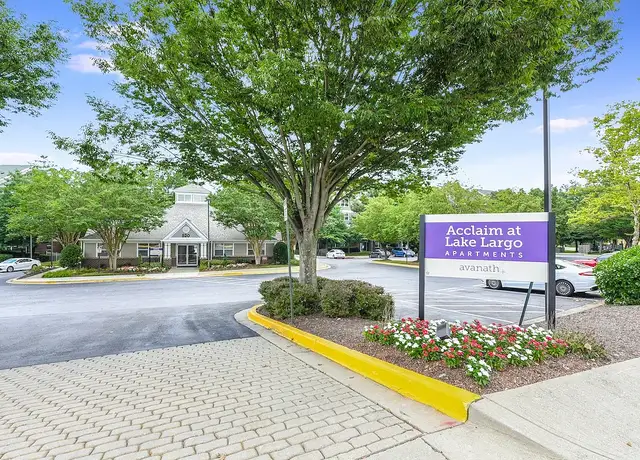 Photo of 520 Largo Center Dr, Upper Marlboro, MD 20774