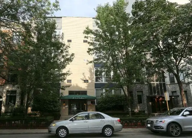 Property at 1425 N Dearborn St Unit 2D, Chicago, IL, 60610, 1 bed, 1 bath, [object Object]