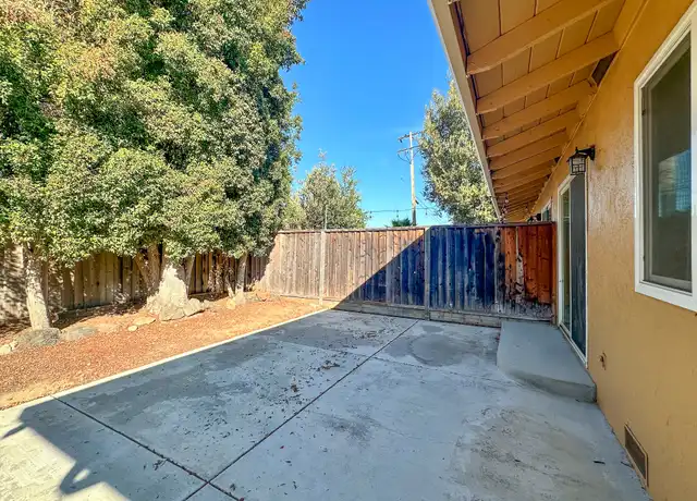 Property at 429 Pinehurst Ave, Los Gatos, CA, 95032, 2 beds, 2 baths, [object Object]