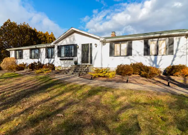 Property at 8 Catherine Ln, Suffield, CT, 06078, 3 beds, 2 baths, [object Object]