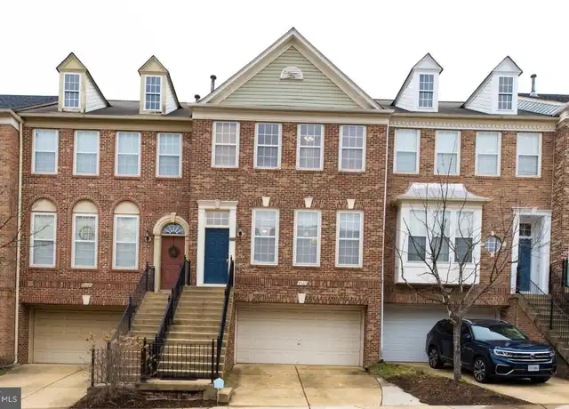 Property at 4609 Fair Valley Dr, Fairfax, VA, 22033, 3 beds, 3.5 baths, [object Object]