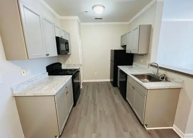 Property at 213 S Knollwood Dr #3202, Blacksburg, VA, 24060, 3 beds, 2 baths, [object Object]
