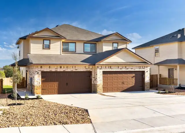 Property at 105 Highland Vw, New Braunfels, TX, 78130, 3 beds, 2.5 baths, [object Object]