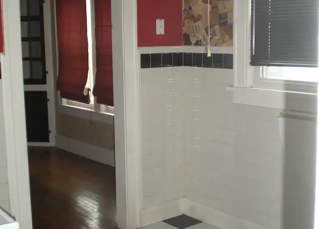Property at 1651 Victoria Ave, Lakewood, OH, 44107, 1 bed, 1 bath, [object Object]