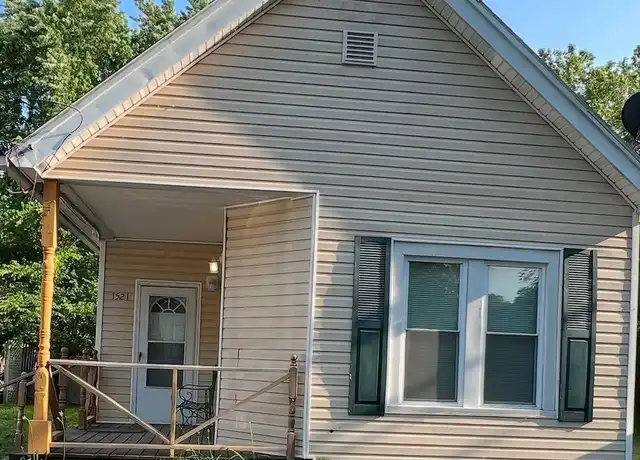 Property at 1521 Emma St Unit LABS 1521 Emma St, B 43051619729, Toledo, OH, 43609, 1 bed, 1 bath, [object Object]
