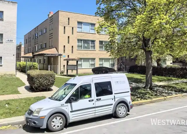 Property at 1624 W Touhy Ave Unit 1B, Chicago, IL, 60626, 2 beds, 1 bath, [object Object]
