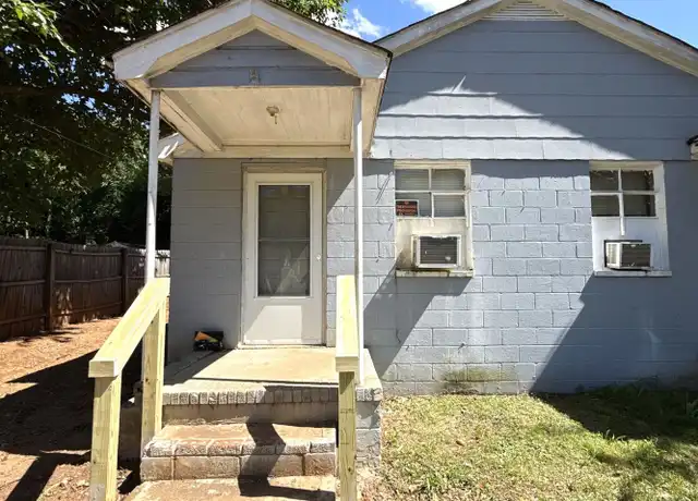 Property at 833 Reliance St, Charlotte, NC, 28208, 2 beds, 1 bath, [object Object]