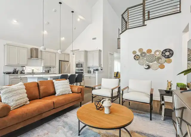 Property at 2346 Perdue Ave, Irving, TX, 75062, 5 beds, 4 baths, [object Object]