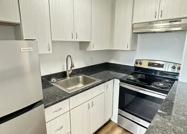 Property at 3377 S Clarkson St Unit 307, Englewood, CO, 80113, 1 bed, 1 bath, [object Object]