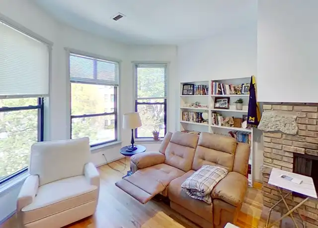 Property at 831 W Wrightwood Ave Unit 2, Chicago, IL, 60614, 3 beds, 2 baths, [object Object]