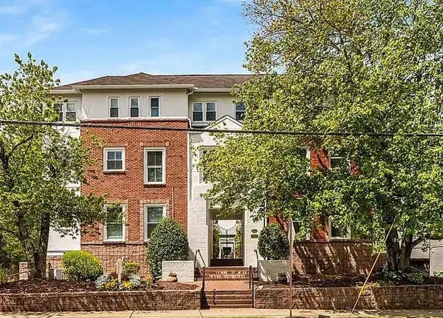 Property at 1170 N Highland Ave NE Unit B7, Atlanta, GA, 30306, 2 beds, 1.5 baths, [object Object]