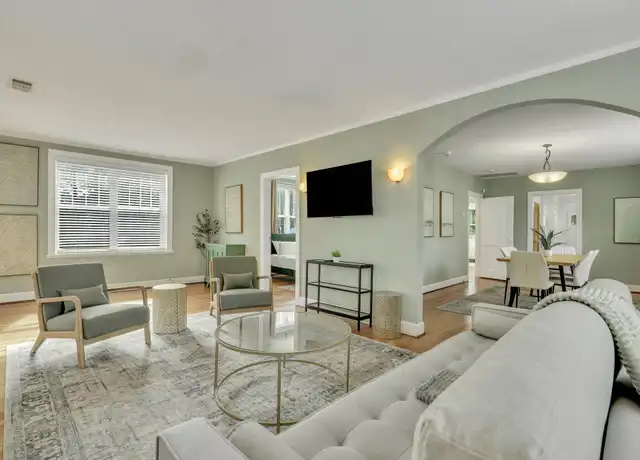 Property at 311 Kinzie Ave, Savannah, GA, 31404, 2 beds, 1 bath, [object Object]