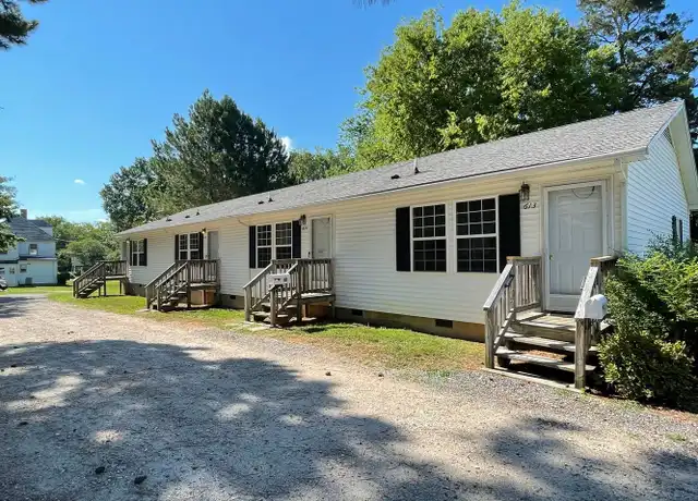 Property at 617 Goodes Ferry Rd, South Hill, VA, 23970, 1 bed, 1 bath, [object Object]