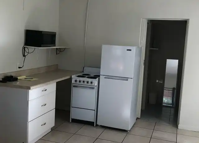 Property at 2037 Linden Rd, Winter Park, FL, 32792, 1 bed, 1 bath, [object Object]