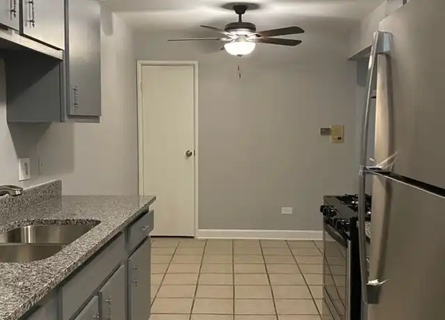Property at 10430 Mayfield Ave Unit 2D, Oak Lawn, IL, 60453, 1 bed, 1 bath, [object Object]