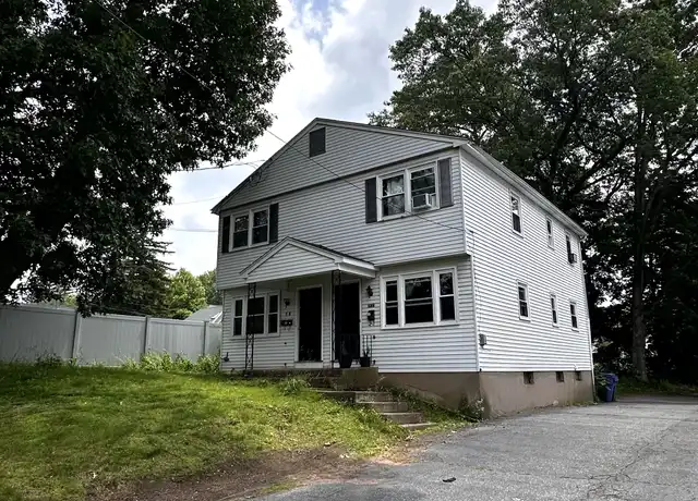 Property at 124 Florence St, Manchester, CT, 06040, 2 beds, 1.5 baths, [object Object]