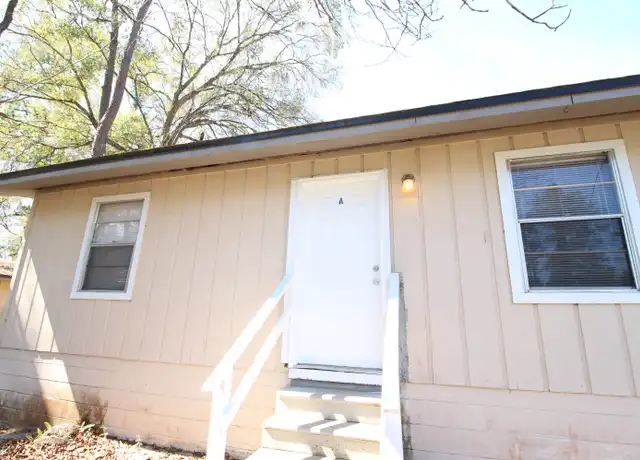 Property at 2212 SE 36 Ter Unit A, Gainesville, FL, 32641, 2 beds, 1 bath, [object Object]