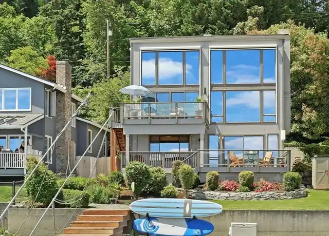 Property at 1120 W Lake Sammamish Pkwy NE Unit AB, Bellevue, WA, 98008, 4 beds, 2.5 baths, [object Object]