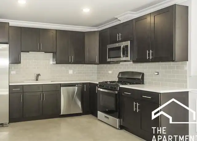 Property at 4117 S Michigan Ave, Chicago, IL, 60653, 3 beds, 2 baths, [object Object]