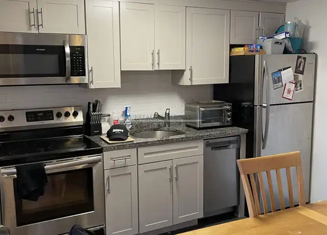 Property at 20 Riverside St Unit 5, Watertown, MA, 02472, 1 bed, 1 bath, [object Object]