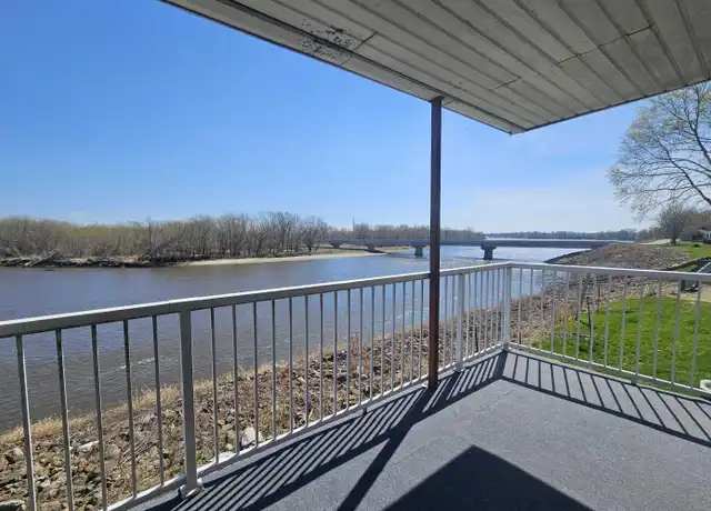 Property at 202 Jackson St, Wapello, IA, 52653, 2 beds, 1 bath, [object Object]