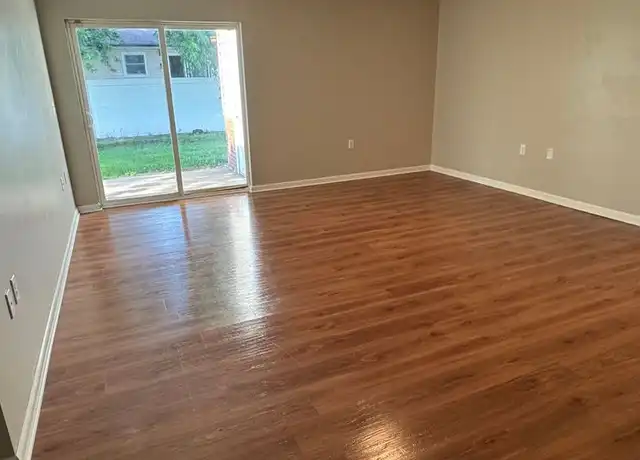 Property at 901 S Franklin Ave Unit 123, Hastings, NE, 68901, 1 bed, 1 bath, [object Object]