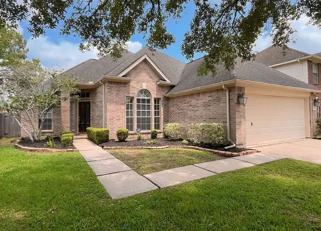 Property at 3714 Crescent Dr, Pearland, TX, 77584, 3 beds, 2 baths, [object Object]