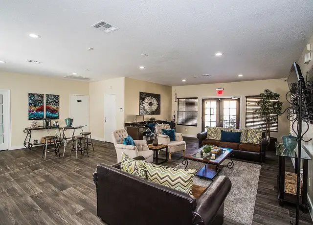 Photo of 1700 E Viking Rd, Las Vegas, NV 89119