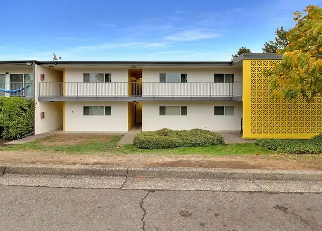 Property at 2760 Willamette St, Eugene, OR, 97405, 2 beds, 1 bath, [object Object]