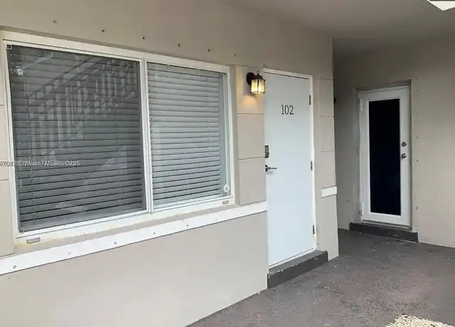 Property at 81 Edgewater Dr #102, Coral Gables, FL, 33133, 1 bed, 1 bath, [object Object]