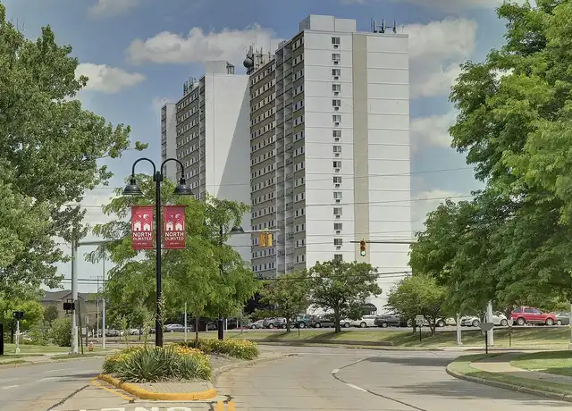 Property at Victoria Plaza - 26101 Country Club Blvd, North Olmsted, OH, 44070, 1 bed, 1 bath, [object Object]
