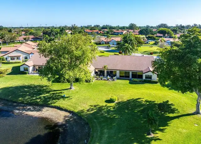 Property at 8195 Mooring Cir, Boynton Beach, FL, 33472, 2 beds, 2 baths, [object Object]