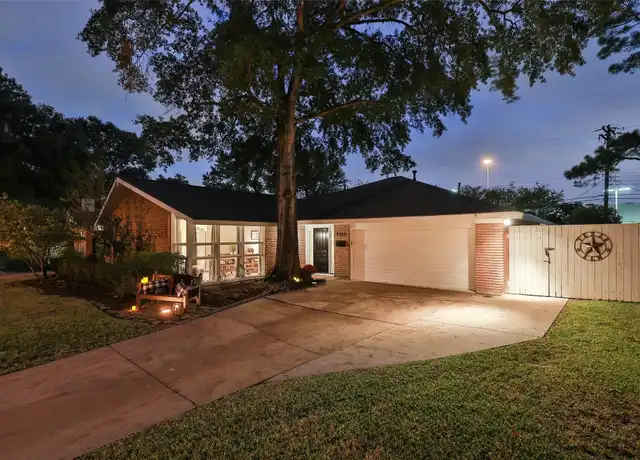 Property at 6915 Shavelson St, Houston, TX, 77055, 3 beds, 2 baths, [object Object]